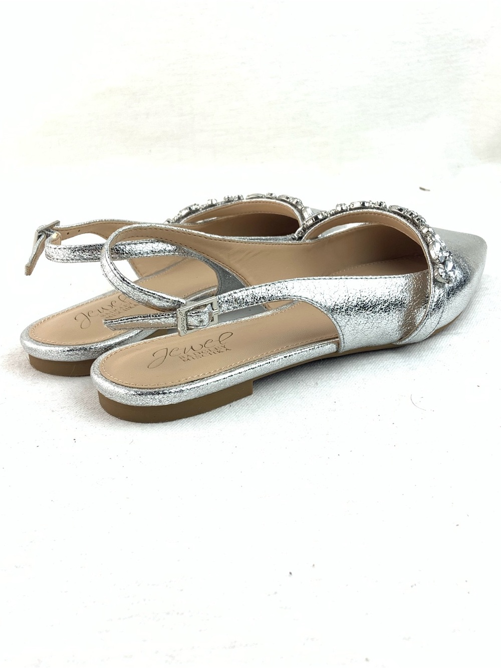 New Badgley Mischka “Jewel” Embellished Silver Pointed Slingback Flats - Picture 4 of 9